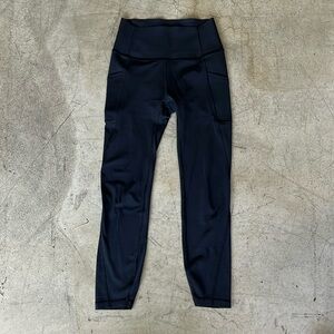 GapFit Sculpt Revolution Capri Leggings